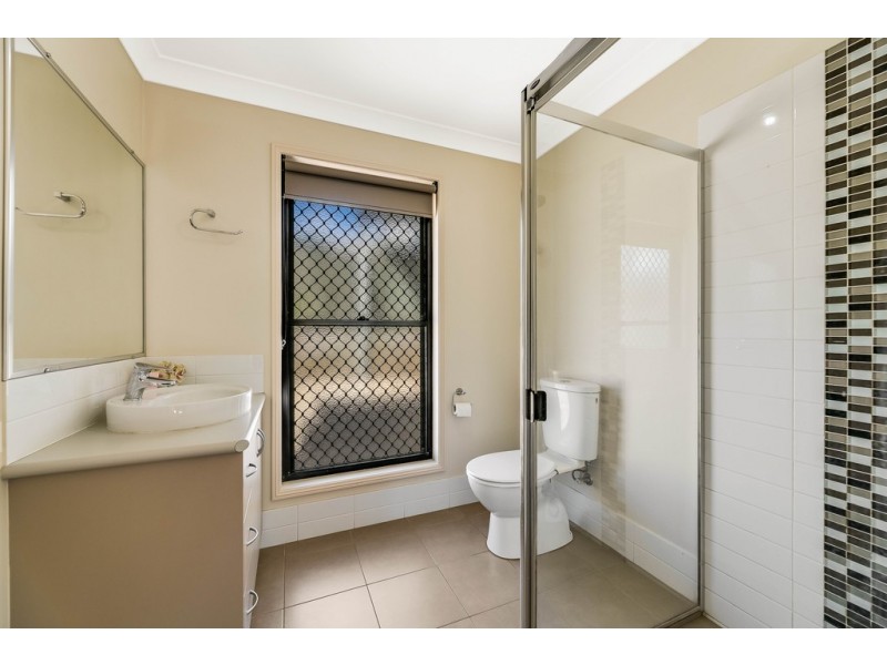 28 Whitman Street, Westbrook QLD 4350