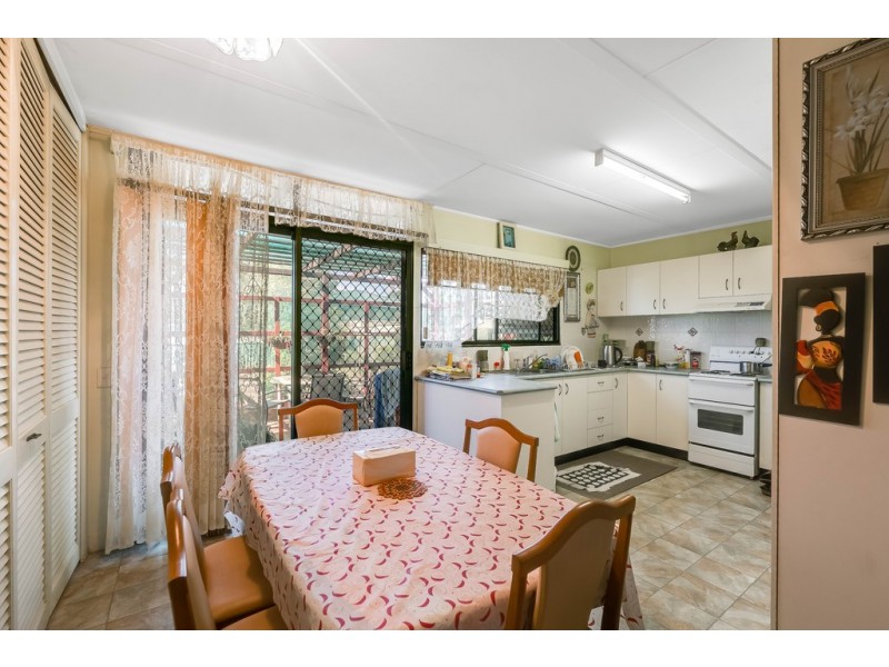 43 Paull Street, Wilsonton QLD 4350