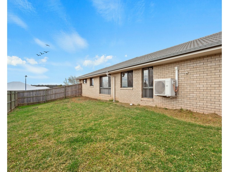 17 Goshawk Drive, Kleinton QLD 4352