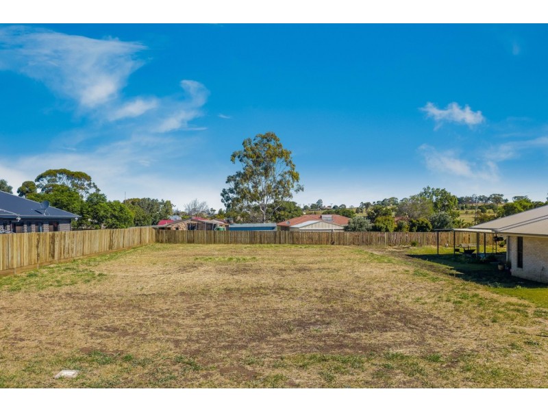 36 Kellett Drive, Westbrook QLD 4350