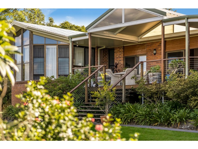 18 Nichols Road, Highfields QLD 4352