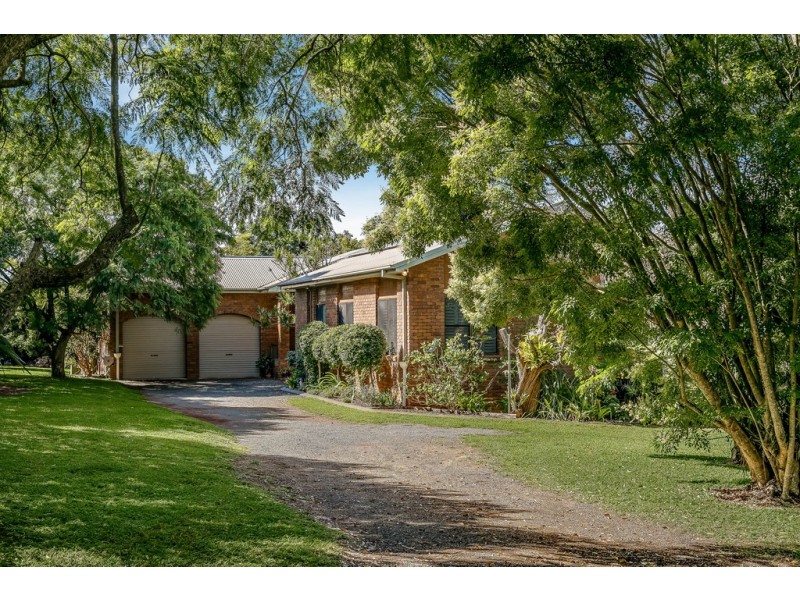 18 Nichols Road, Highfields QLD 4352