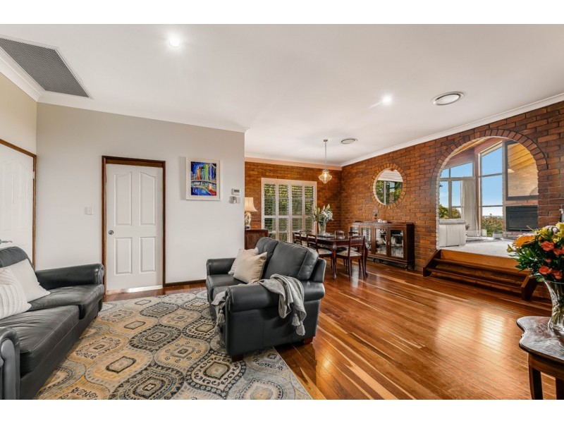 18 Nichols Road, Highfields QLD 4352