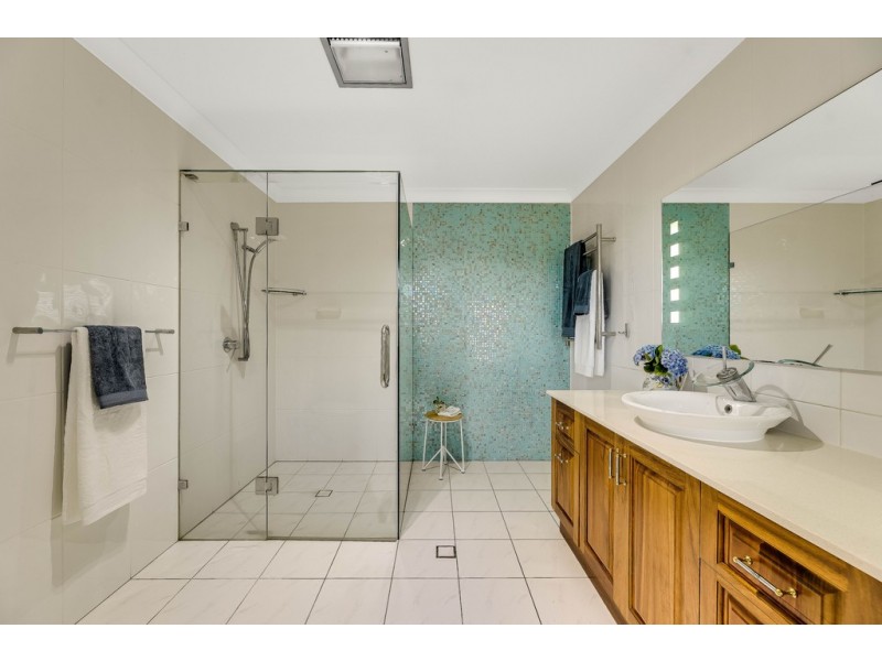 18 Nichols Road, Highfields QLD 4352