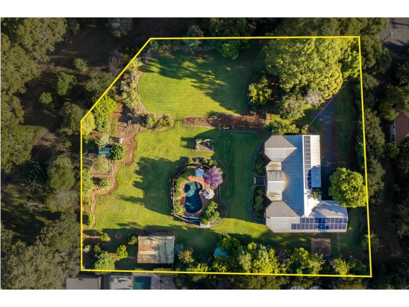 18 Nichols Road, Highfields QLD 4352