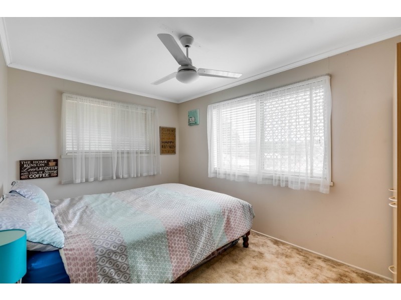 40 Debra Street, Centenary Heights QLD 4350