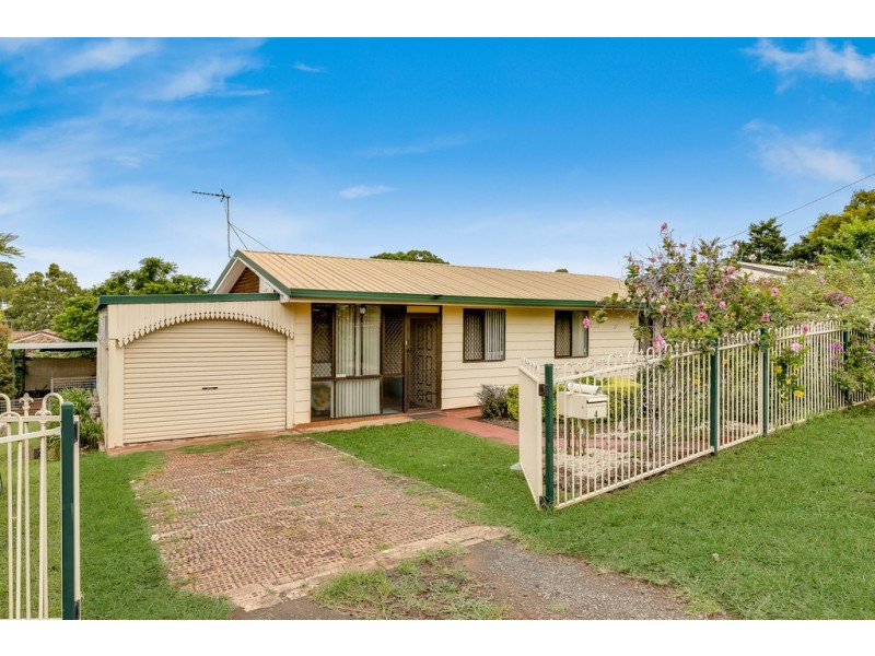 4 Miranda Drive, Wilsonton Heights QLD 4350