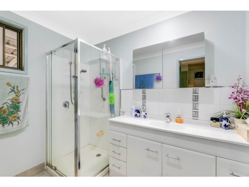 4 Miranda Drive, Wilsonton Heights QLD 4350