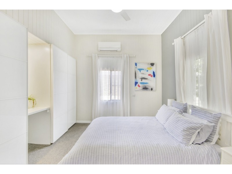 20 Skehan Street, Centenary Heights QLD 4350