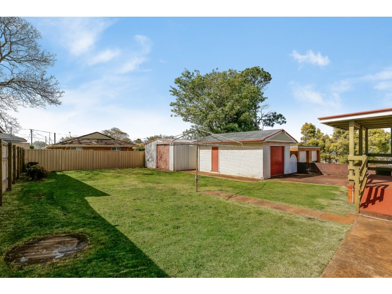 149 Alderley Street, Centenary Heights QLD 4350