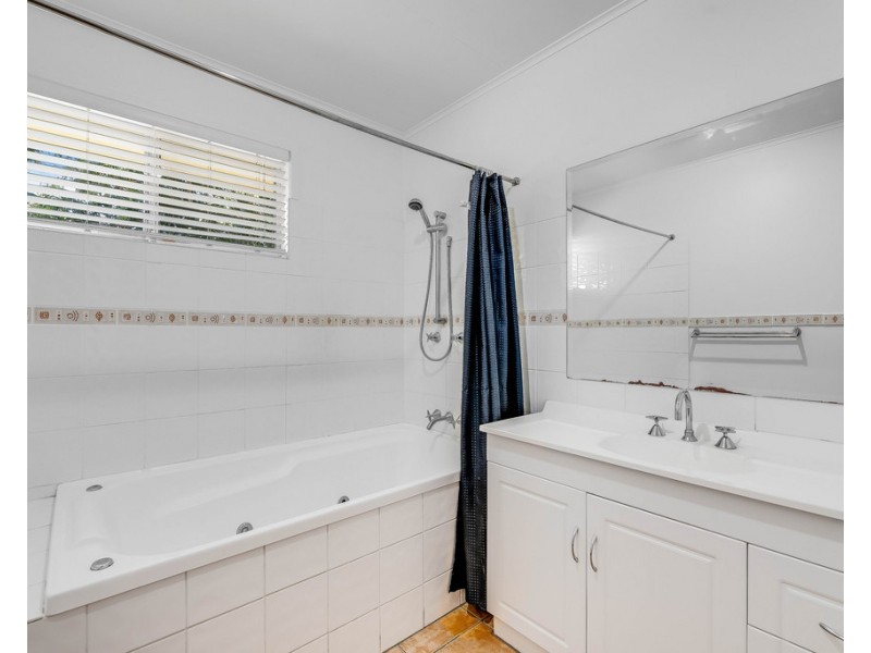 19 Jean Street, Harristown QLD 4350