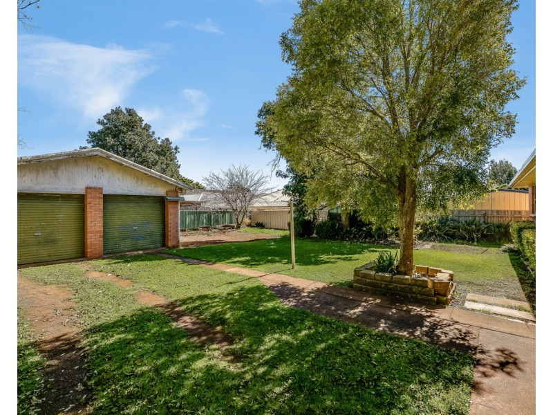 19 Jean Street, Harristown QLD 4350