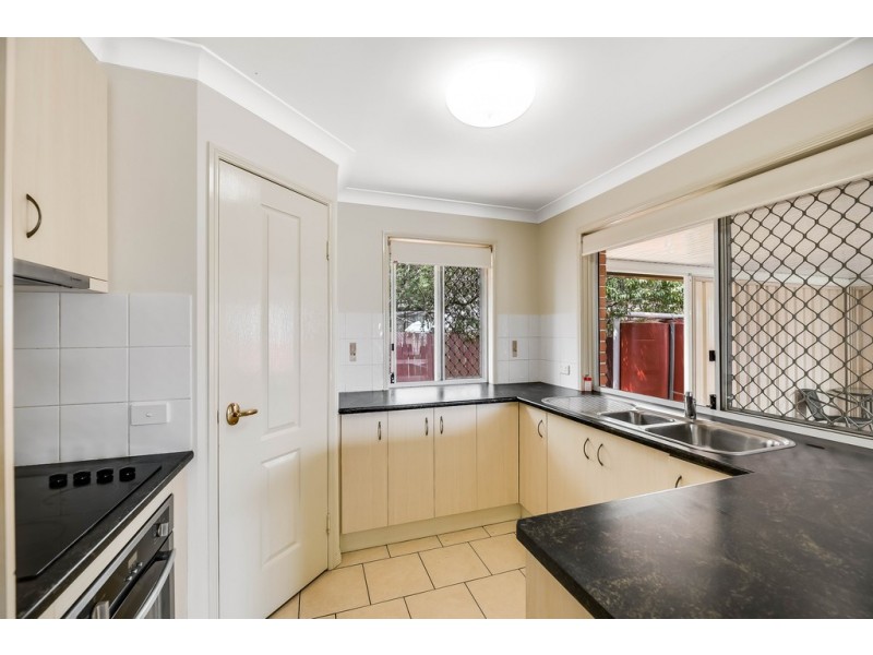 1a Eileen Street, Harristown QLD 4350