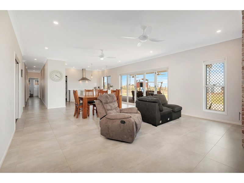 51 Southern Cross Drive, Kingsthorpe QLD 4400