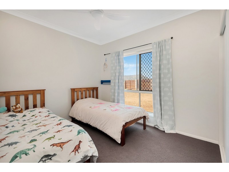 51 Southern Cross Drive, Kingsthorpe QLD 4400