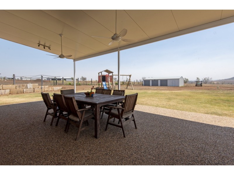 51 Southern Cross Drive, Kingsthorpe QLD 4400