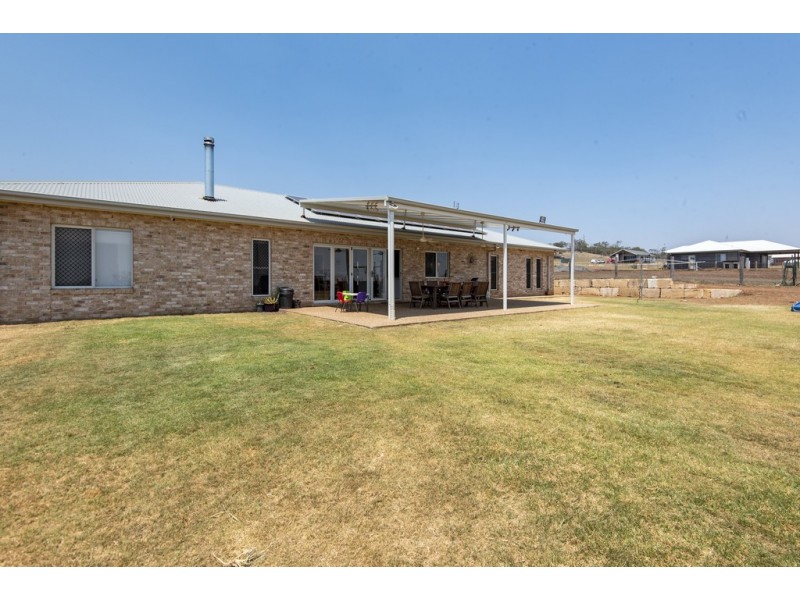 51 Southern Cross Drive, Kingsthorpe QLD 4400