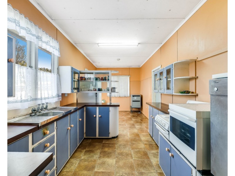 259 Taylor Street, Wilsonton QLD 4350