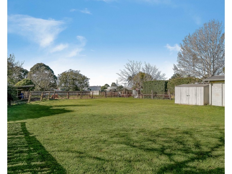 259 Taylor Street, Wilsonton QLD 4350