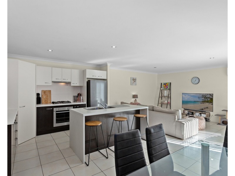 Unit 2/3 Paperbark Drive, Glenvale QLD 4350