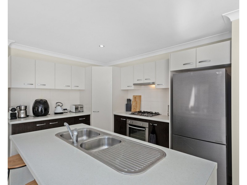 Unit 2/3 Paperbark Drive, Glenvale QLD 4350