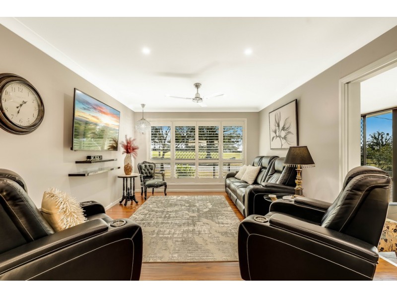 10 Allison Street, Harristown QLD 4350