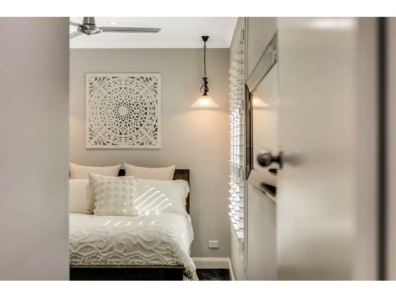 10 Allison Street, Harristown QLD 4350