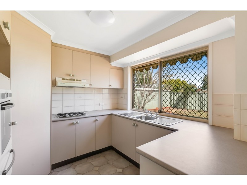 16 Ware Court, Darling Heights QLD 4350