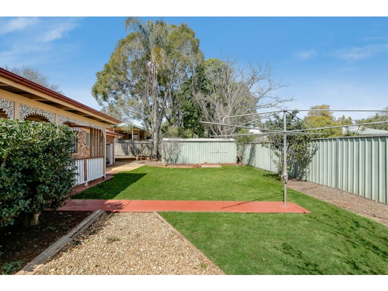 16 Ware Court, Darling Heights QLD 4350