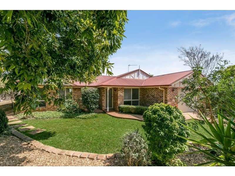 16 Ware Court, Darling Heights QLD 4350