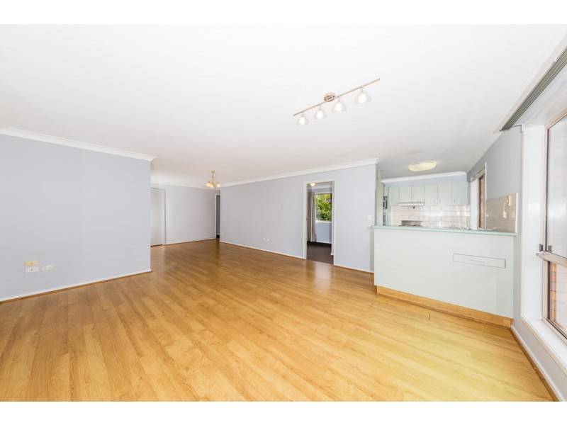 Unit 3/19 Noll Street, Kearneys Spring QLD 4350