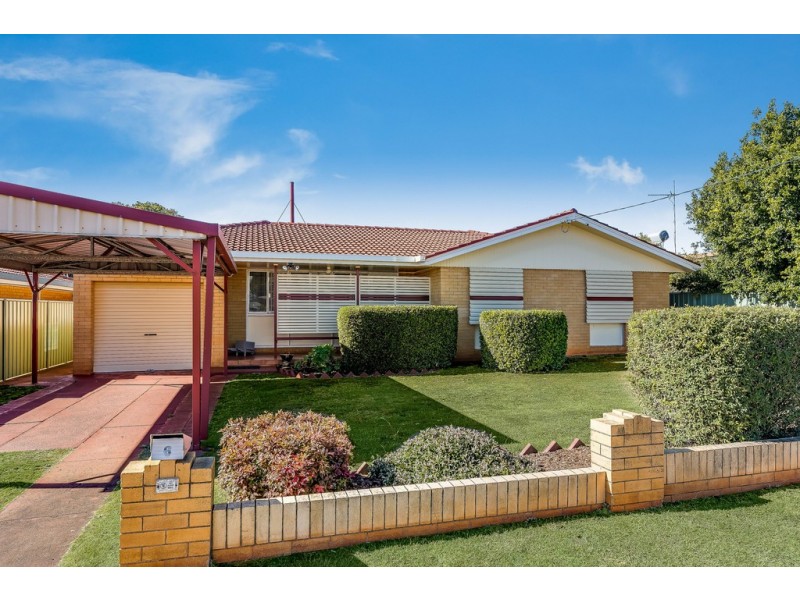 6 Bussian Street, Harristown QLD 4350