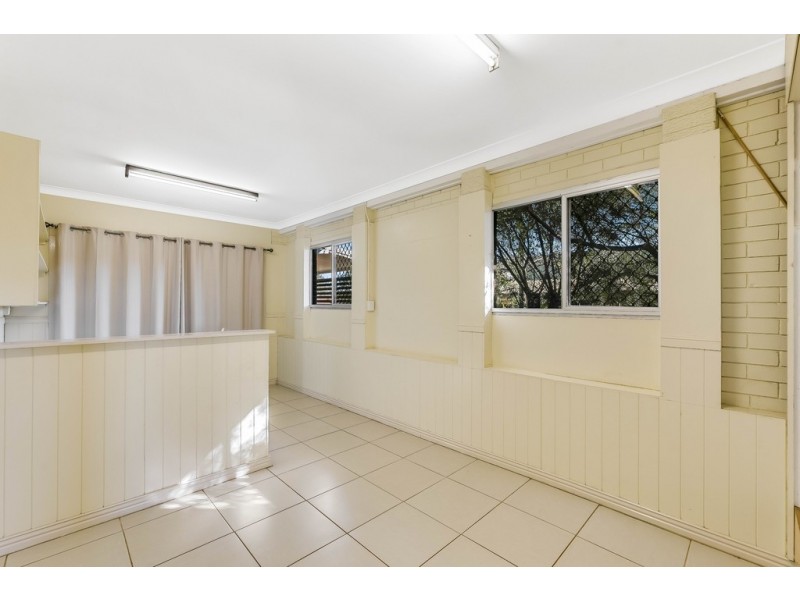 19 Hinkler Crescent, Wilsonton QLD 4350