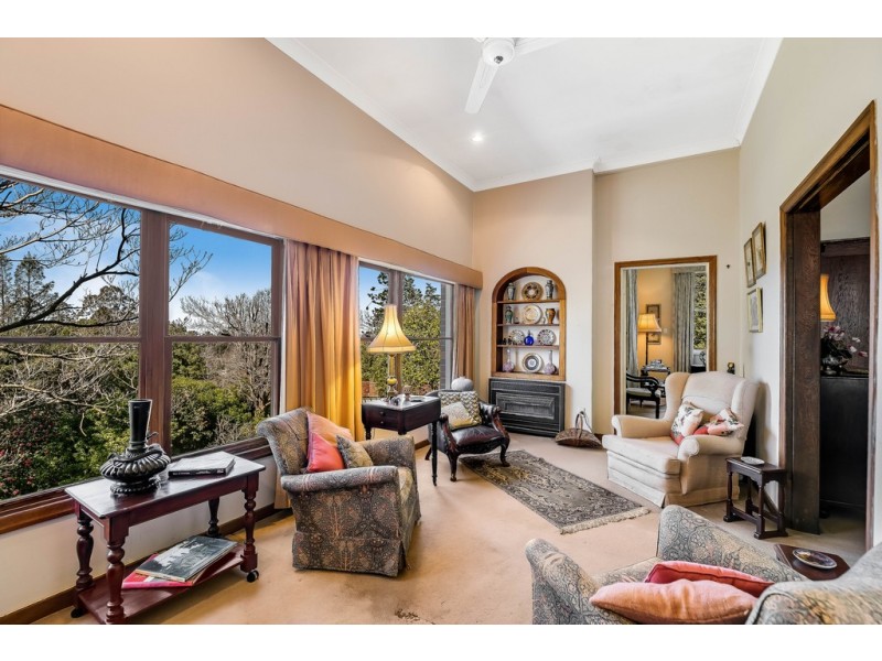 10 Dawnie Street, East Toowoomba QLD 4350