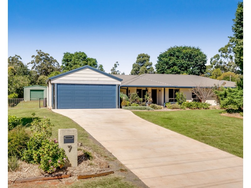 7 Bloodwood Street, Highfields QLD 4352