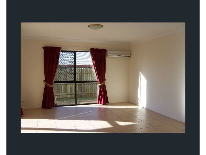 7 Barton Street, Middle Ridge QLD 4350