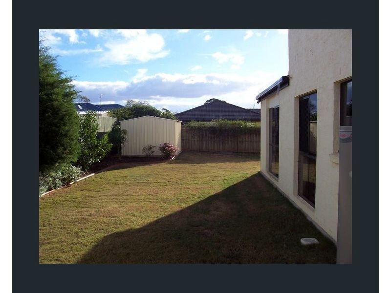 7 Barton Street, Middle Ridge QLD 4350