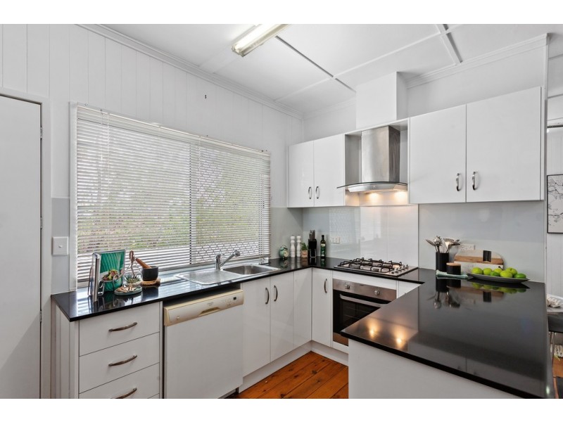 35 Searle Street, South Toowoomba QLD 4350