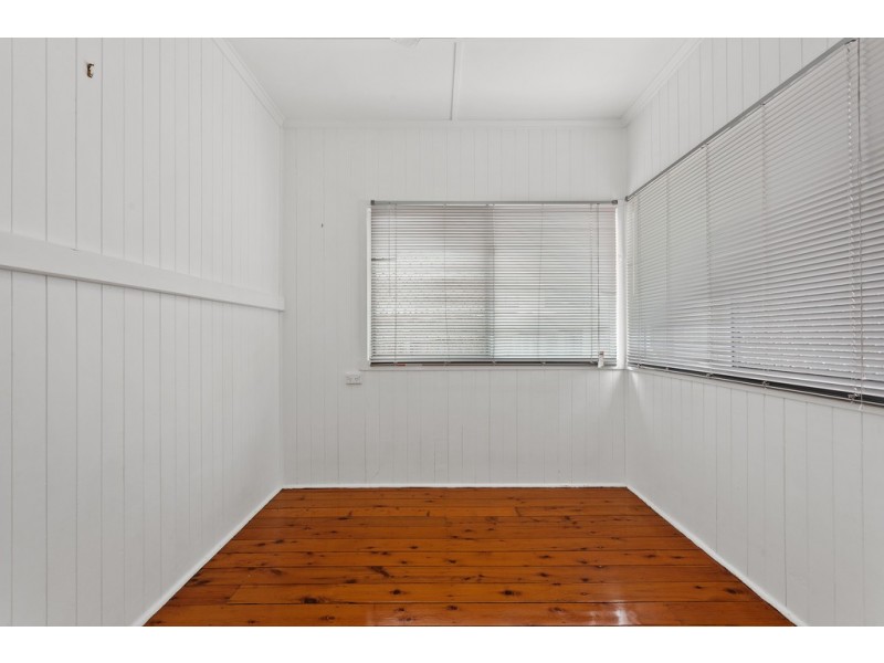 35 Searle Street, South Toowoomba QLD 4350