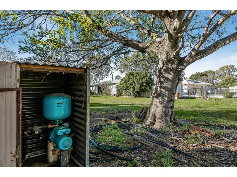 16 Railway Street, Helidon QLD 4344