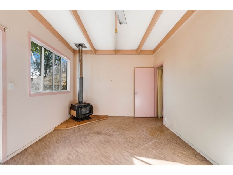 16 Railway Street, Helidon QLD 4344
