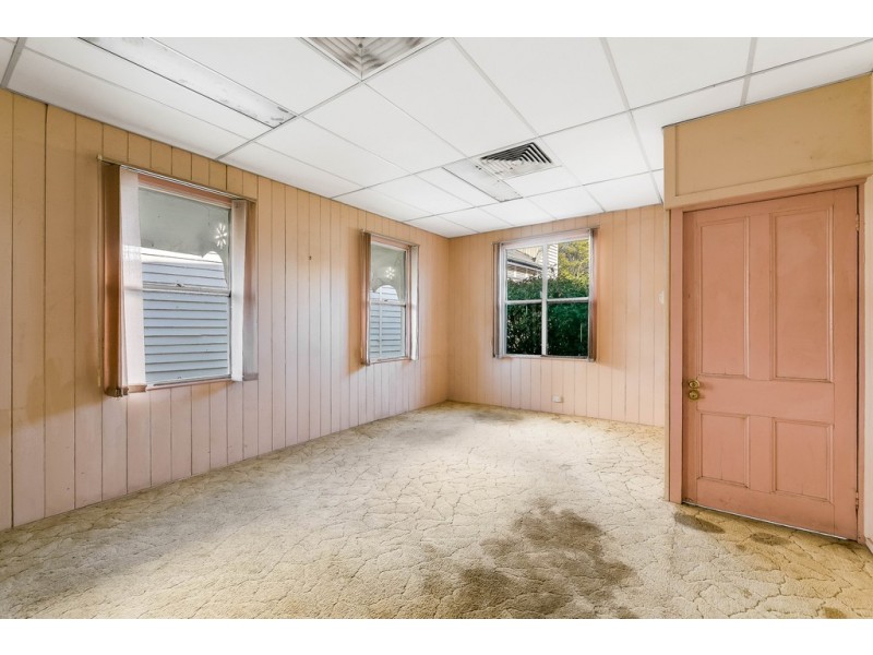 16 Railway Street, Helidon QLD 4344