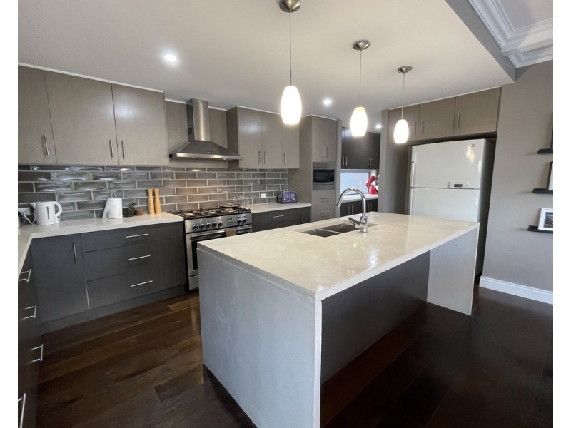 33 Northerly Drive, Hodgson Vale QLD 4352