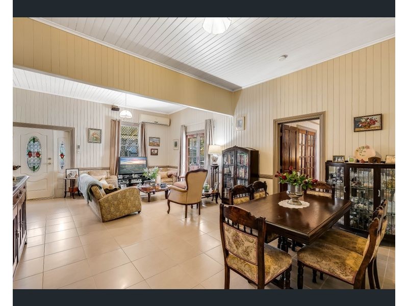 306 Alderley Street, Centenary Heights QLD 4350