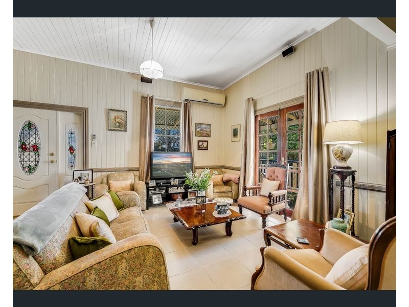 306 Alderley Street, Centenary Heights QLD 4350