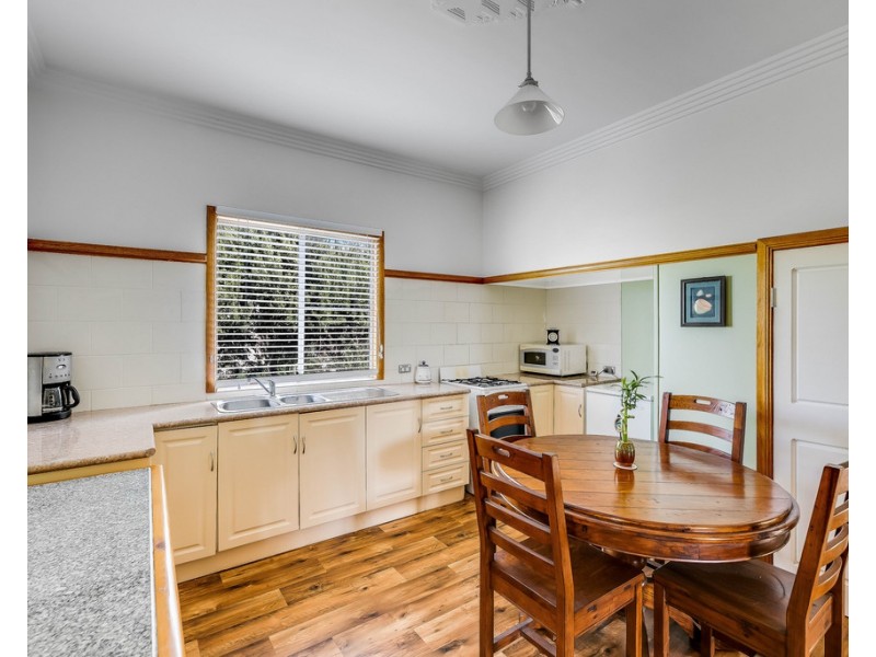 9 Sterling Street, Southbrook QLD 4363