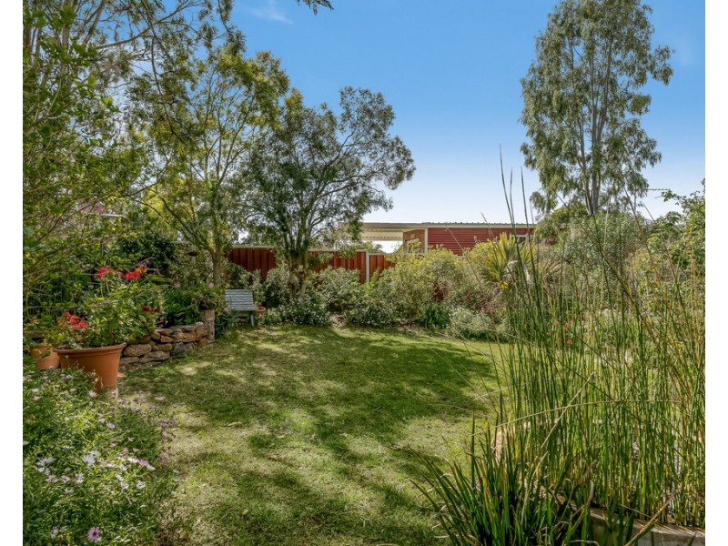 9 Sterling Street, Southbrook QLD 4363