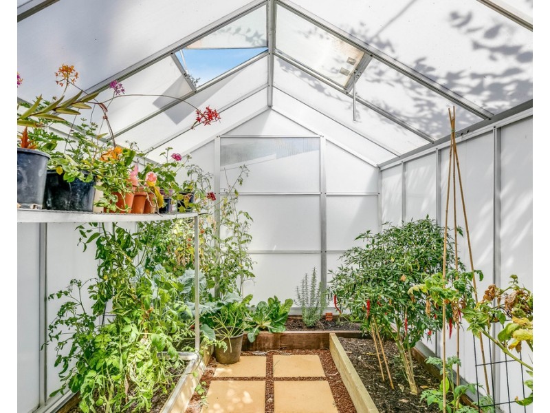 9 Sterling Street, Southbrook QLD 4363