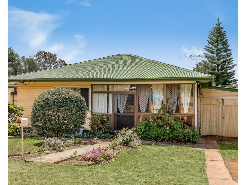 37 O’Quinn Street, Harristown QLD 4350