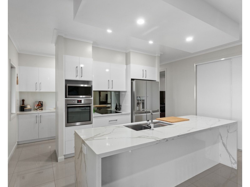 20-24 Bunkers Hills School Road, Westbrook QLD 4350